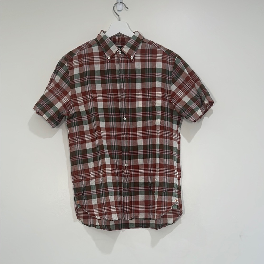 Red and Green Casual Plaid Button Down Shirt